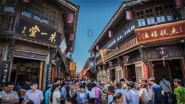 乒乓球WTT果阿球星赛:四位世界冠军受挫,韩国单打失利,但双打斩获三冠